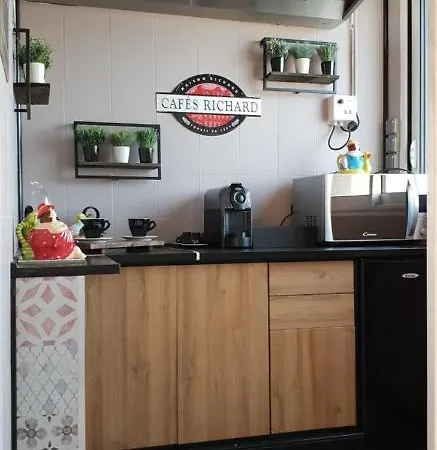 B&B L'instant 카이유쉬르메르
