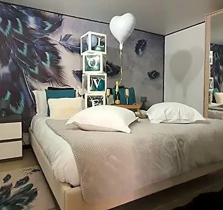 L'instant Nocleg ze śniadaniem 4*