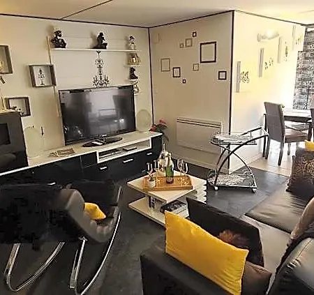 Nocleg ze śniadaniem L'instant 4*
